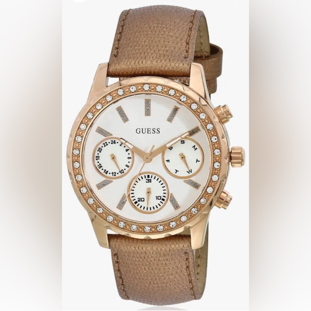Guess W0903L3 Womens Quartz‎ Watch NWOT